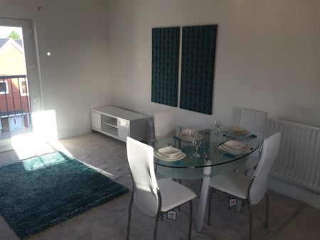 1 Bed Apartment - Photo 4