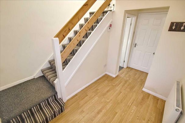 3 bedroom semi-detached house to rent - Photo 1