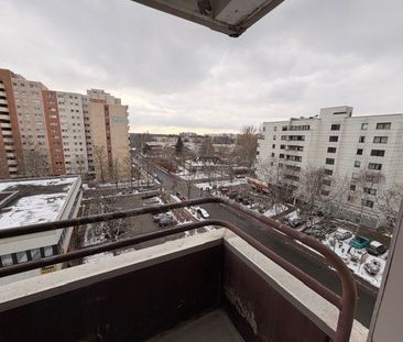 Für Mieter mit Ideen: renovierungsbedürftige Wohnung mit Potenzial! - Photo 4