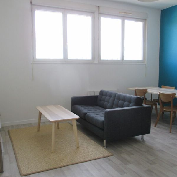 Location Appartement 2 pièces 47m² ORLEANS 45000 - Photo 1