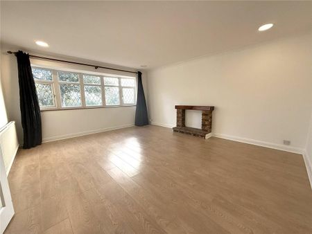 4 bedroom detached house to rent - Photo 4