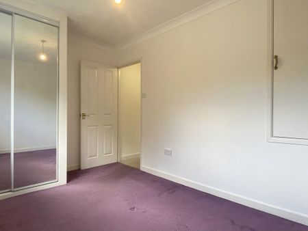 2 bedroom end of terrace house to rent - Photo 5