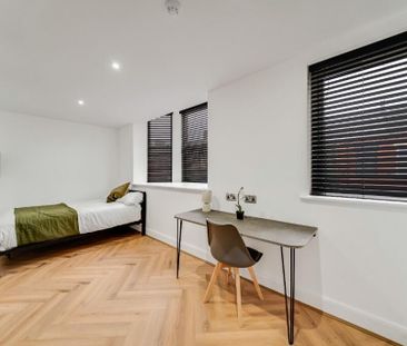 6 bedroom house to rent - Photo 3