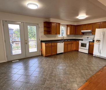 For Lease - 2153 Spring Street, Innisfil, Ontario - Photo 6