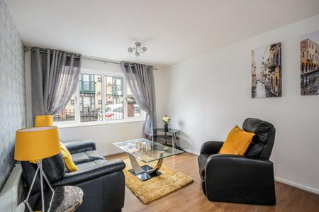 2 bedroom apartment to rent - Photo 4