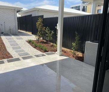 BEAUTIFUL TERRACE HOME - Photo 5