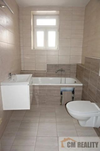 Prostějov, Žižkovo nám. byt 3+kk - pronájem - Photo 4