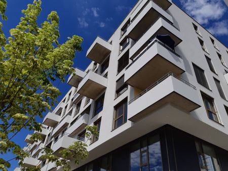 AKTION: 1. MONAT MIETFREI: SONNIGE 3-ZIMMERWOHNUNG MIT SÜDBALKON IM NEUEN STADTTEIL REININGHAUS - Photo 2