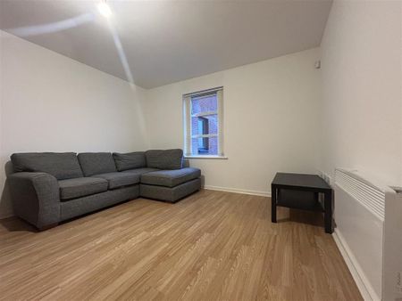 2 bedroom apartment to rent - Photo 4