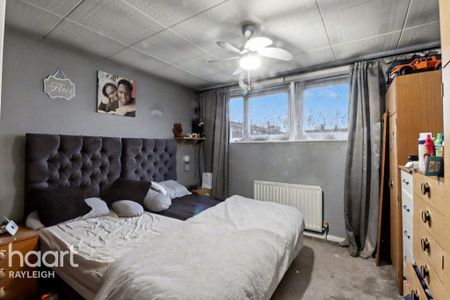 3 bedroom terraced house to rent - Photo 5