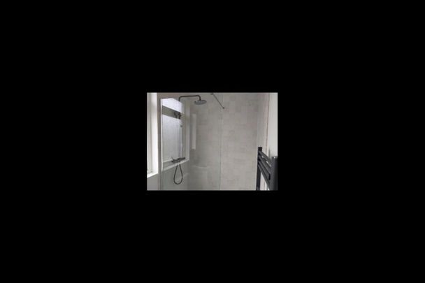 Room in a Shared House, Dorset Avenue, M14 - Photo 1