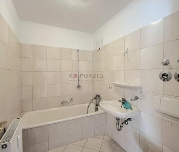 Sonne, Komfort, kurze Wege: 2-Zimmer-Wohnung mit großem Balkon, Auf... - Foto 5