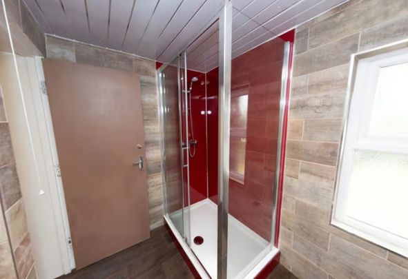 7 Bed - 31 Richmond Road, Headingley, Leeds - LS6 1BX - Student - Photo 1