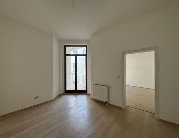 Geräumige 3-Raumwohnung mit 2 Balkonen im Herzen Magdeburgs - Photo 1