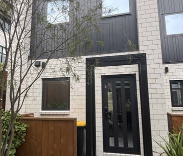 10/14 Nova Pl - Photo 1