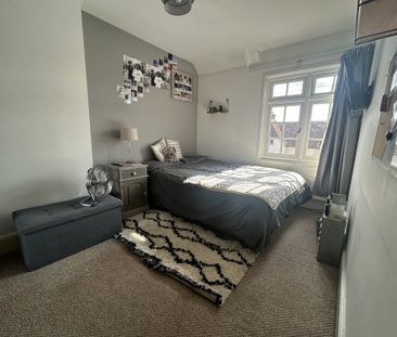 3 Bed Semi for Rent in Woodbridge - Photo 2