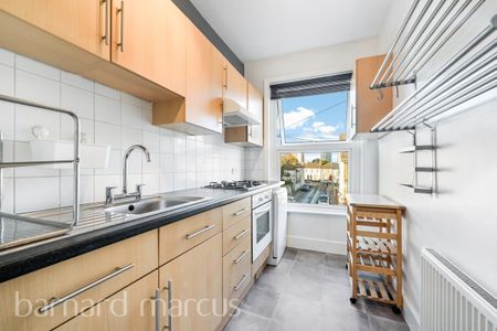 Alexandra Road - Photo 4