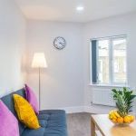 Flat, Queens Crescent, London - Photo 1