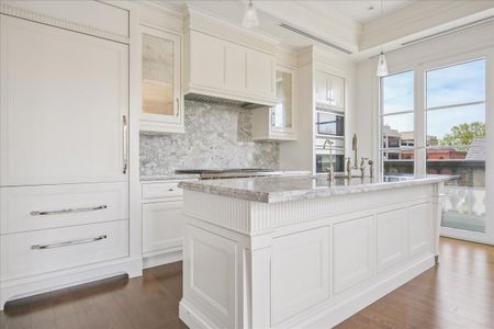 For Lease - 300 Randall Street Unit# 211, Oakville, Ontario - Photo 3