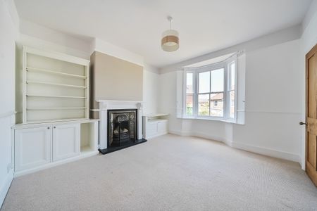 3 bedroom end of terrace house to rent - Photo 5