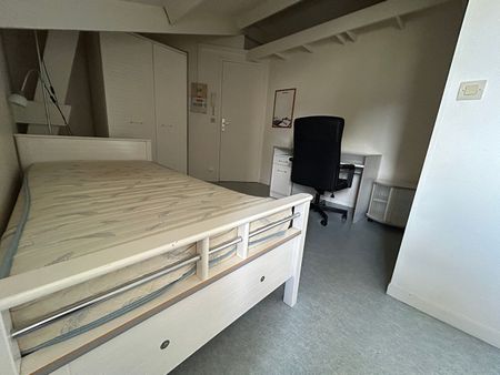 Location Appartement 1 pièce 16m² - Photo 3
