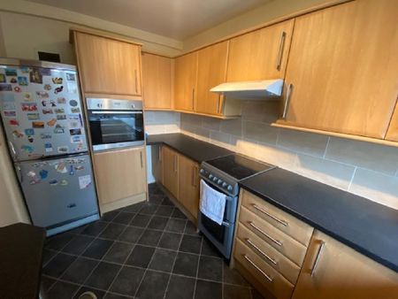 2 bedroom house share to rent - Photo 5