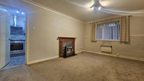 Manor Park, Watling Street Road, Fulwood - Photo 1