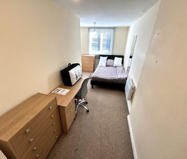 New Park Terrace, Treforest, Pontypridd - Photo 2