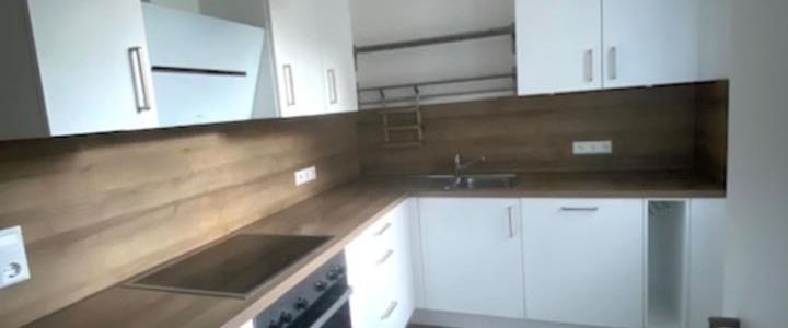 3,5 Zimmer-Wohnung in liebevoll renoviertem Altbau - Photo 1