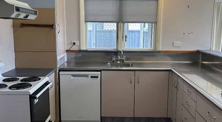 Character Home in the Heart of Taradale - Photo 3