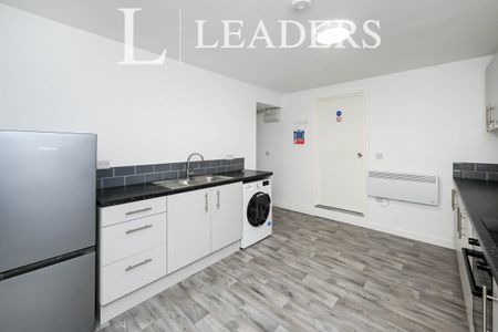 1 bedroom property to rent Patchwork Row, Shirebrook, Mansfield, Derbyshire, NG20 - Photo 4