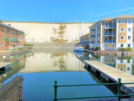 Wellington Court, Brighton Marina Village, Brighton - Photo 4