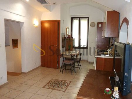 Trilocale via Luca Spinola 1, Centro Storico, Sanremo - Foto 3