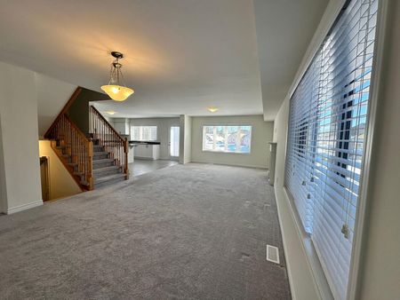 For Lease - 44 Chambery Street, Bracebridge, Ontario - Photo 4