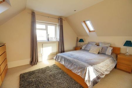 2 bedroom detached house to rent - Photo 5