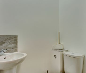1 bed house share to rent in Albemarle Road, Taunton, TA1 - Photo 3
