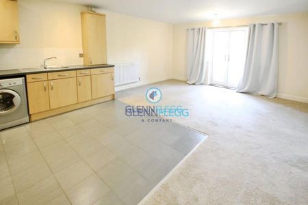 1 bedroom flat to rent - Photo 5