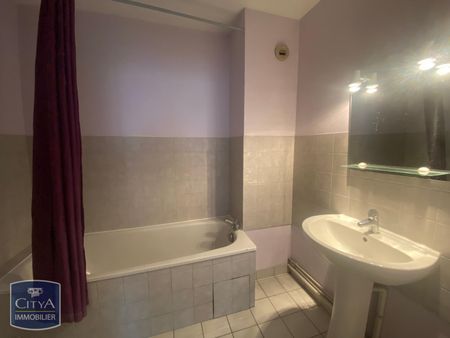 Location Appartement 3 pièces 69m² CHAMBERY 73000 - Photo 3