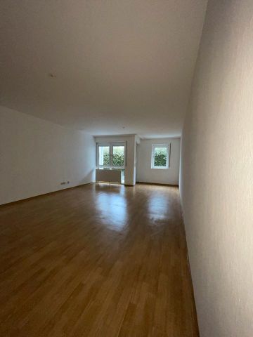 Helle 3Z-Wohnung mit Tiefgarage und Terasse in Eislingen - Foto 2