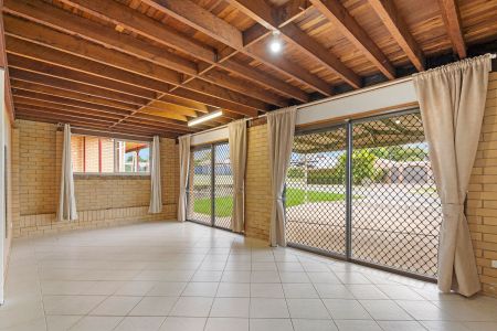 Spacious Family Home in Prime Location - Photo 3