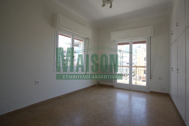 Νεοκλασσικό διαμέρισμα στην Άνω Γλυφάδα 90 τ.μ. 850€ - Photo 1