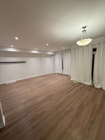 For Lease - 461 BLACKBURN Drive Unit# 117, Brantford, Ontario - Photo 5