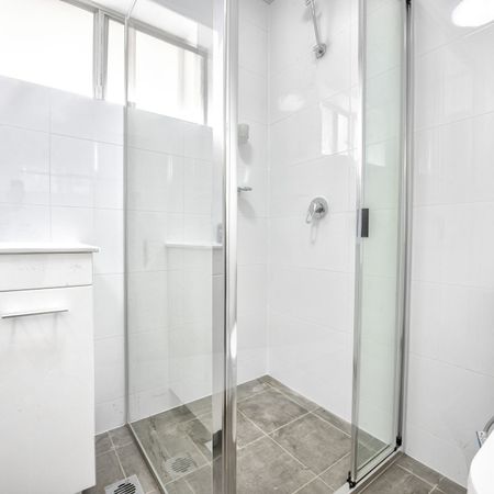 In the heart of Meadowbank - Photo 3