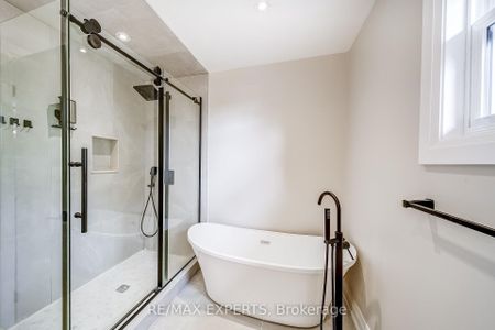 For Lease - 85 Villa Park Drive, Vaughan, Ontario - Photo 2