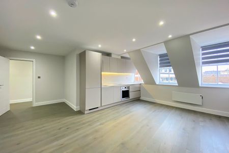 Moulsham Street - Photo 3