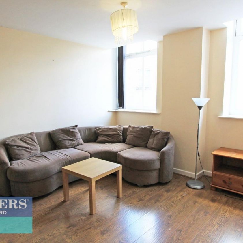 1 bedroom Flat To Let - Photo 1
