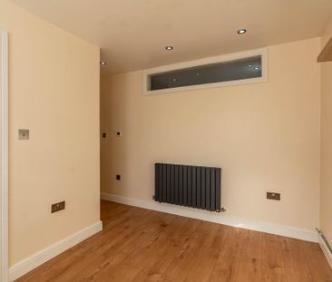 3 bedroom detached house to rent - Photo 3