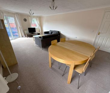 2 bedroom apartment to rent - Photo 3