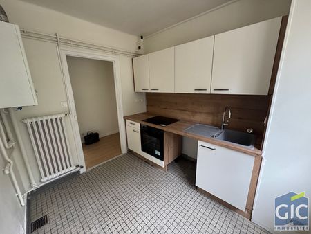 Location Appartement 5 pièces 93m² - Photo 5