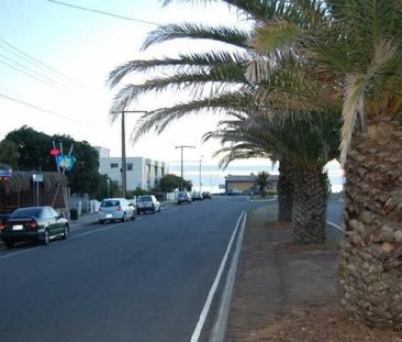 3b/7 West Beach Road - Photo 6